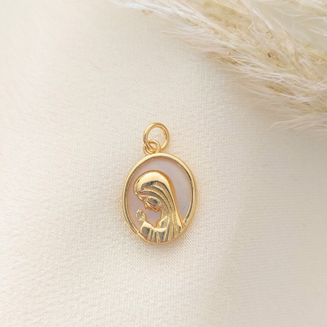 MEDALLA VIRGEN NACAR OVALADA